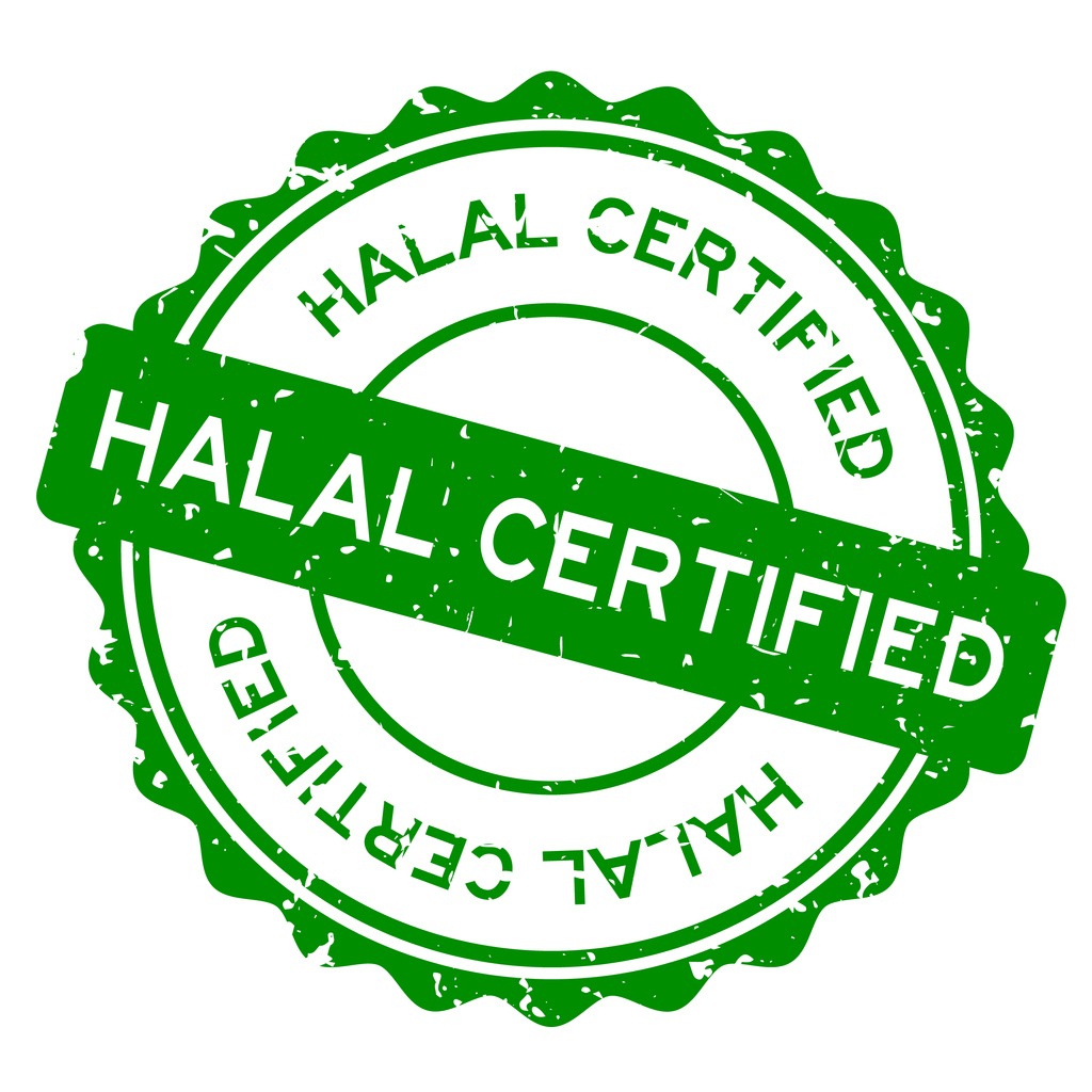 Grunge green halal certified  word round rubber seal stamp on white background